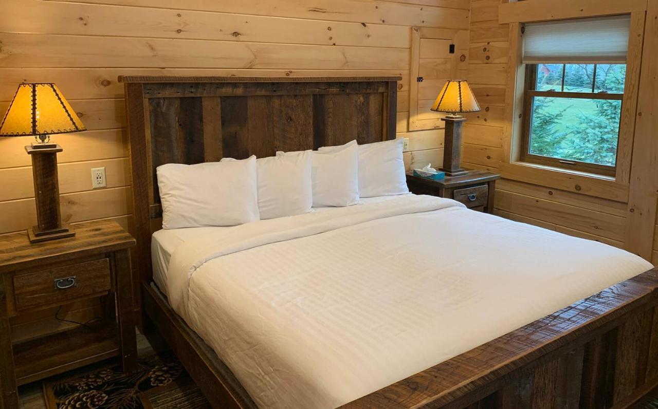 Briarwood Cabin By Amish Country Lodging Berlin Exteriör bild