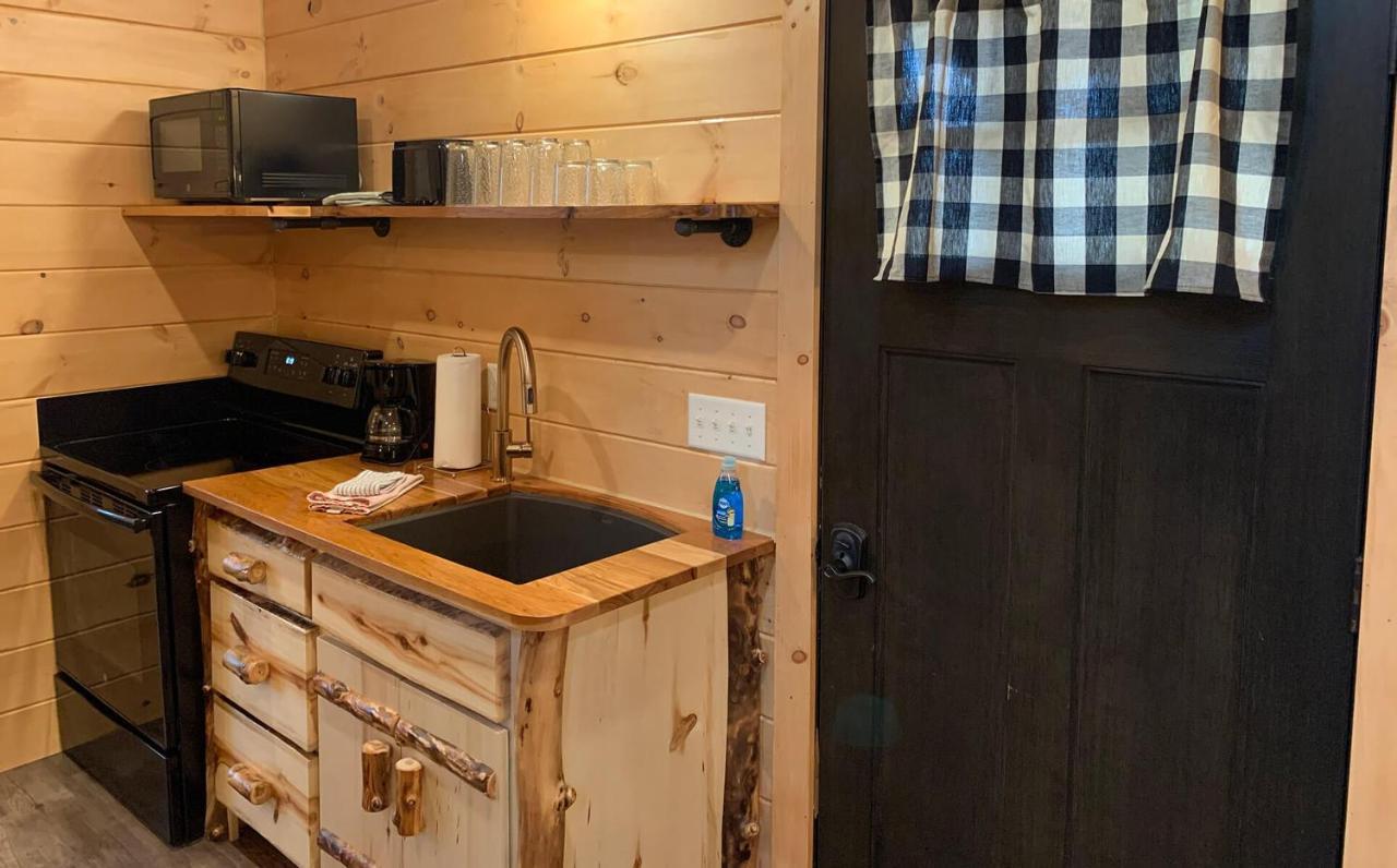 Briarwood Cabin By Amish Country Lodging Berlin Exteriör bild